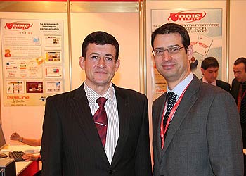 D. Manuel Sos, Director Gerente de Pipeline Software y D. Fernando Puelles, Jefe de Departamento de SME y Delegaciones de Amadeus España