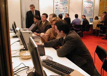 fitur 2003