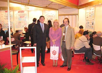 fitur 2004