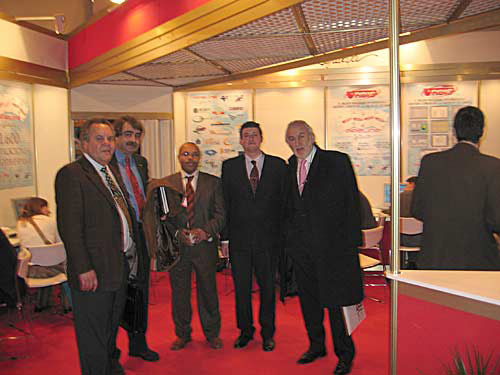 fitur 2004