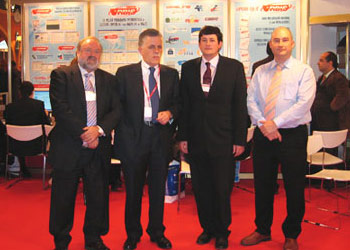 fitur 2005