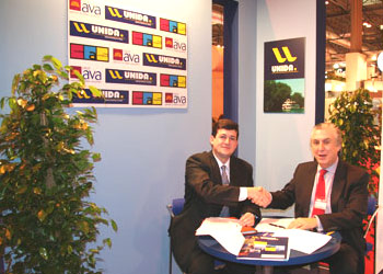 fitur 2006