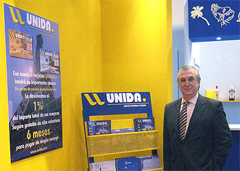 fitur 2005