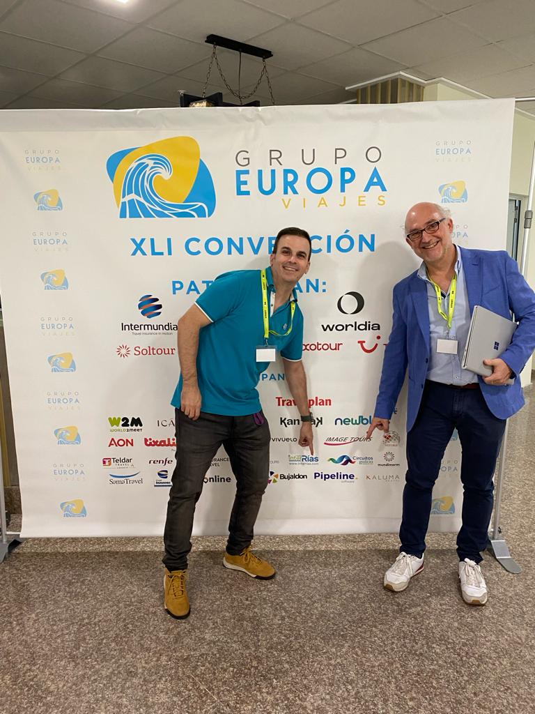 Sebastián Briones (Director General de Pipeline Software) y Marco Montagnani (presidente del Grupo Europa Viajes).